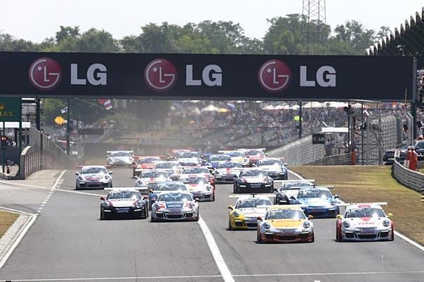 Start zum Porsche Supercup auf dem Hungaroring. Foto: Porsche/Auto-Reporter.NET